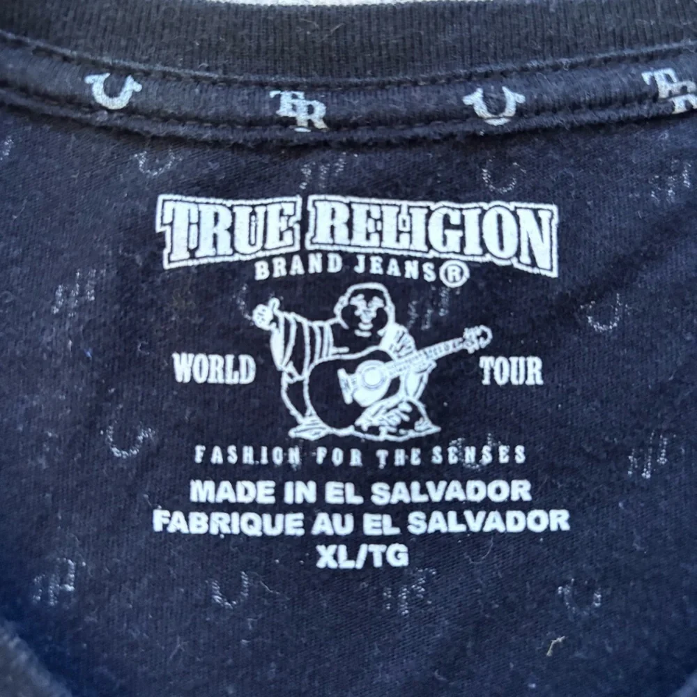⭐️⭐️⭐️True Religion Black T-Shirt with White logo Pattern size XL